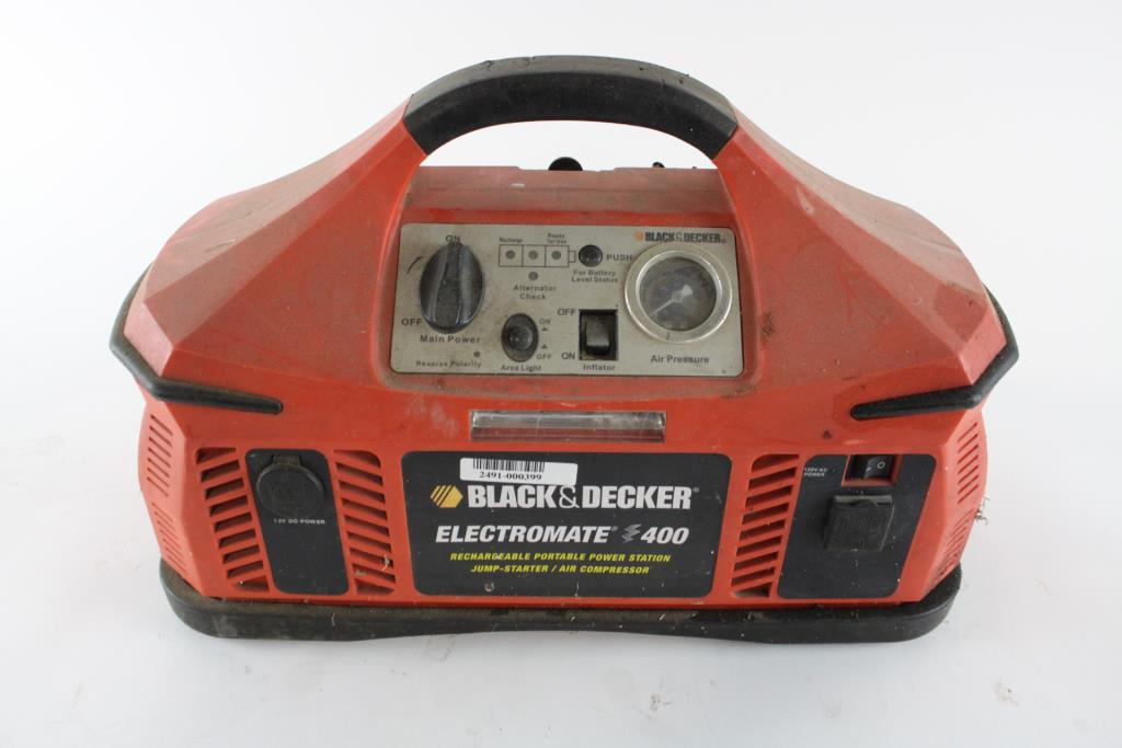 Black & Decker Portable Power Station/ Jumpstarte/ Air Compressor