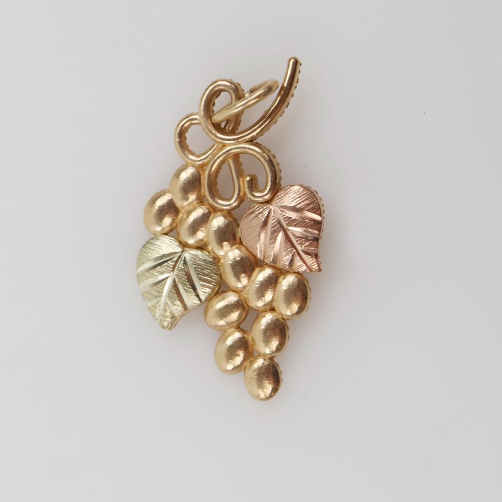 Black Hills 10kt Tri Colored Gold Leaf Pendant