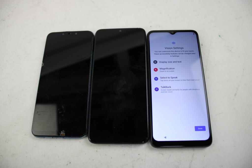 BLU, AT&T, Huawei Cell Phone Lot, 3 Pieces, Sold For Parts