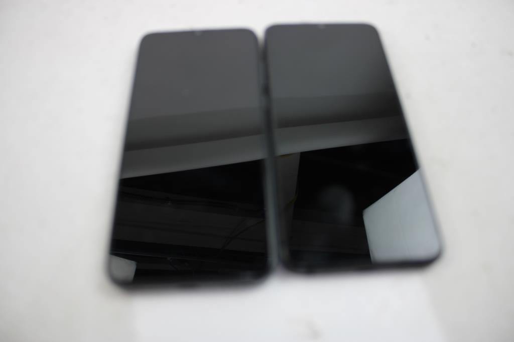 BLU Cell Phone Lot, 2 Pieces, Sold For Parts