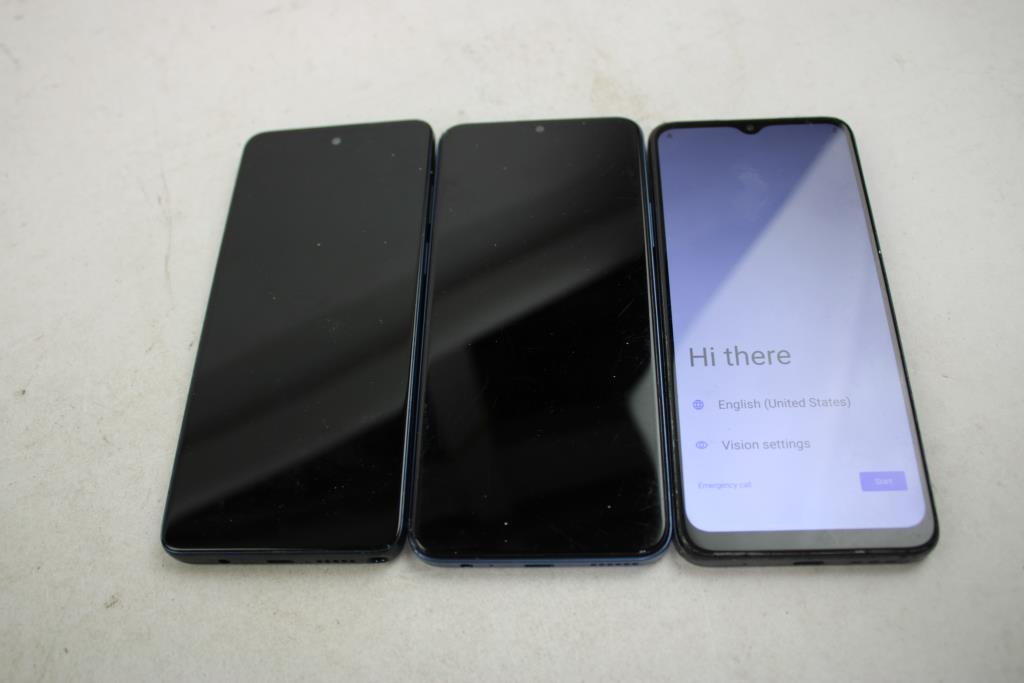 BLU, Summit 5G, Motorola Cell Phone Lot, 3 Pieces, Sold For Parts