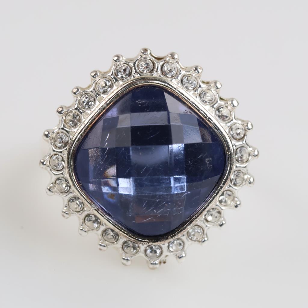 Blue Stone Fashion Ring