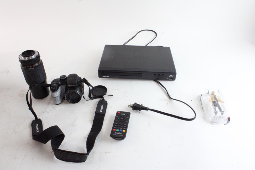 BluRay Player, Camera, And More 3+ Pieces Property Room