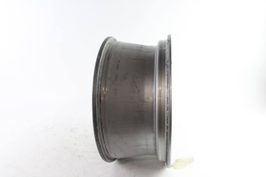 BMW Rim/Wheel | Property Room