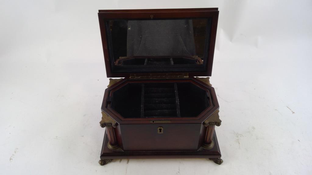 Bombay Jewlery Lockbox