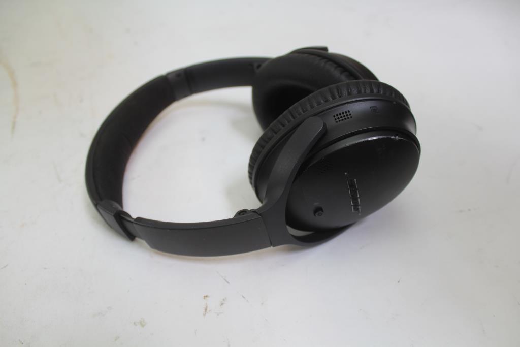 Bose Quiet Comfort 35 Bluetooth Headphone Property Room