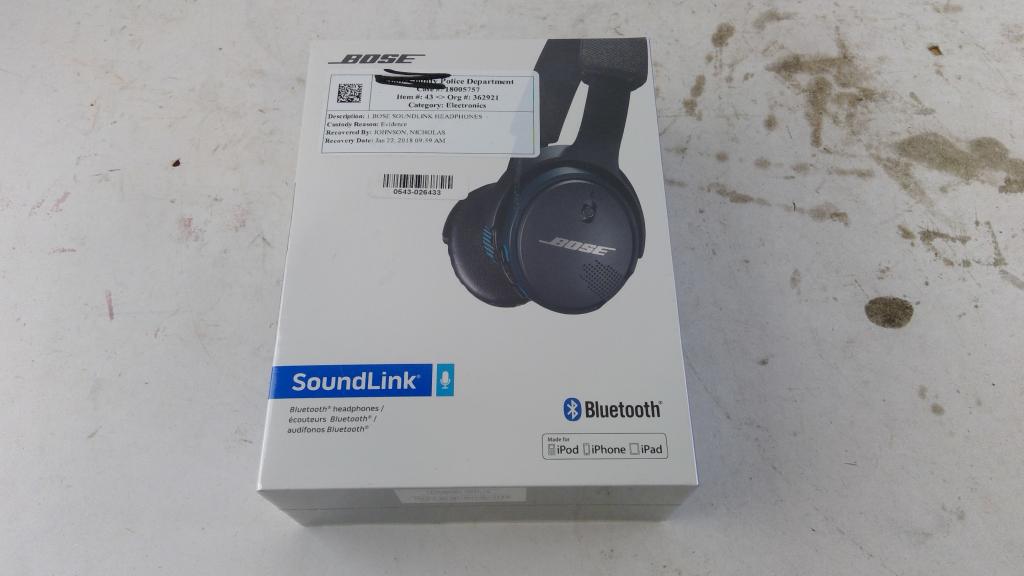 Bose Soundlink Around Ear Wireless Headphones