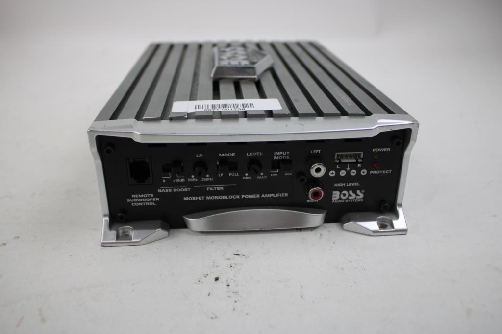 Boss 1500 Watts Amplifier