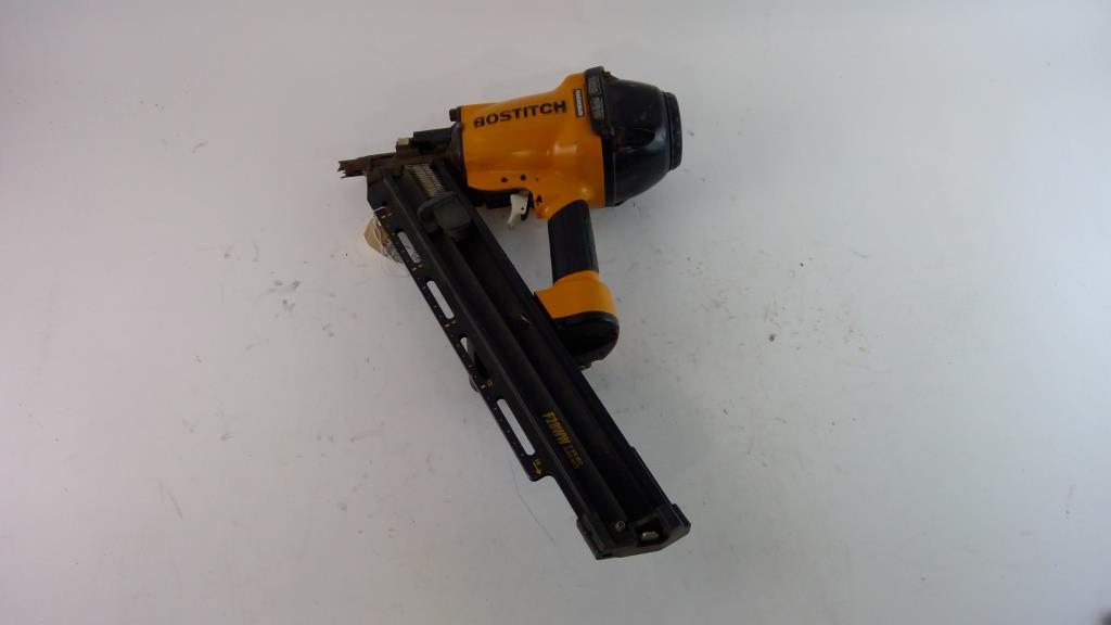 Bostitch 28 Degree Wire Weld Framing Nailer Property Room