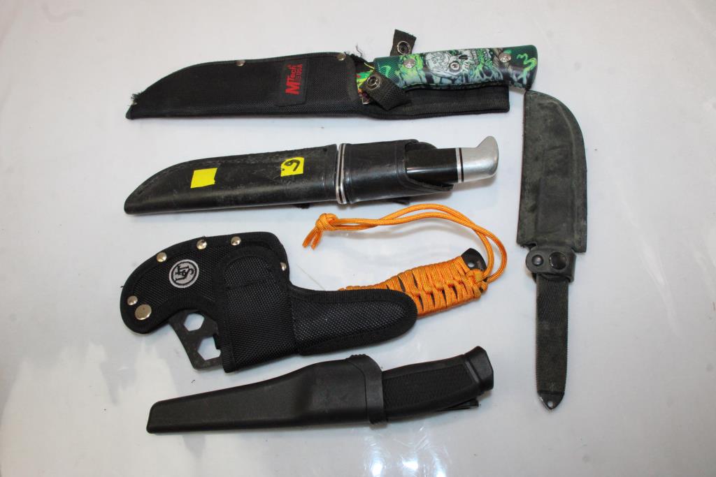 Bulk Knives, 5 Pieces Property Room