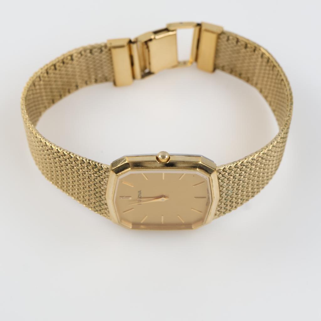 Bulova 10kt GP Octagon Watch - PropertyRoom.com
