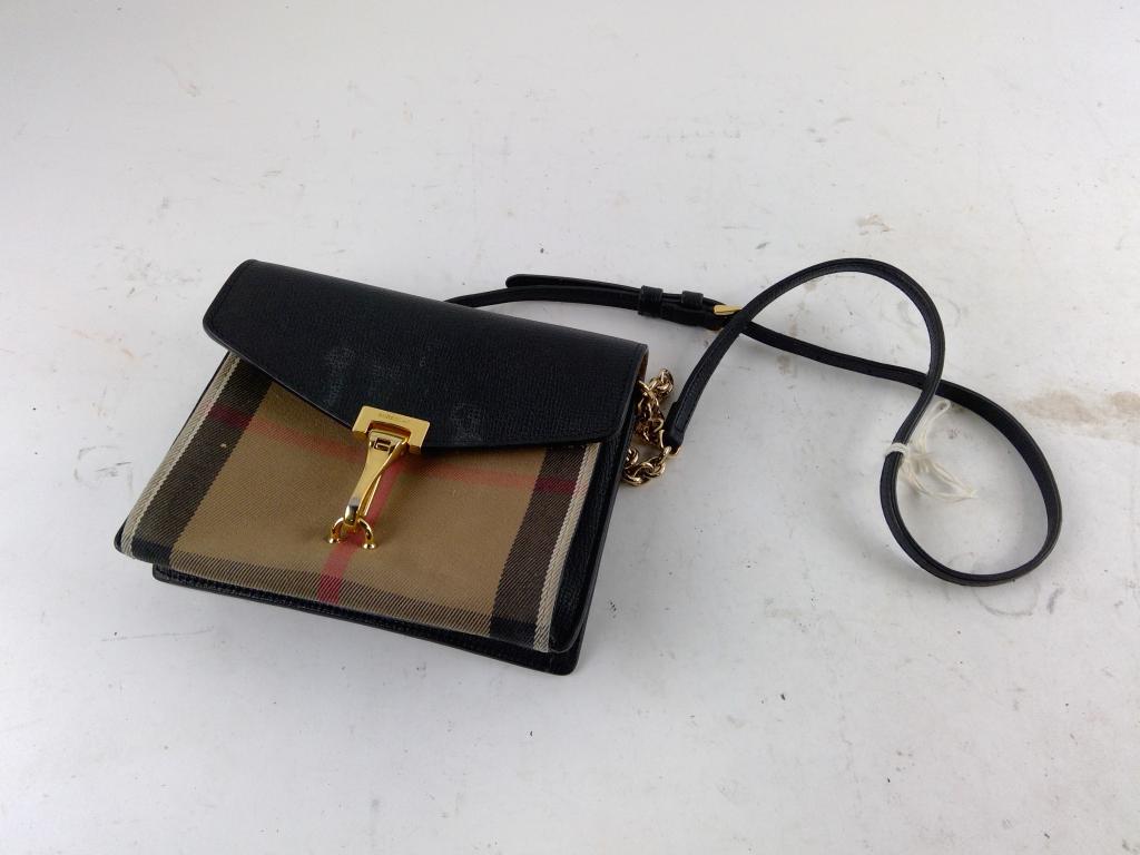 Burberry Hand Bag - Doublechecked By Entrupy