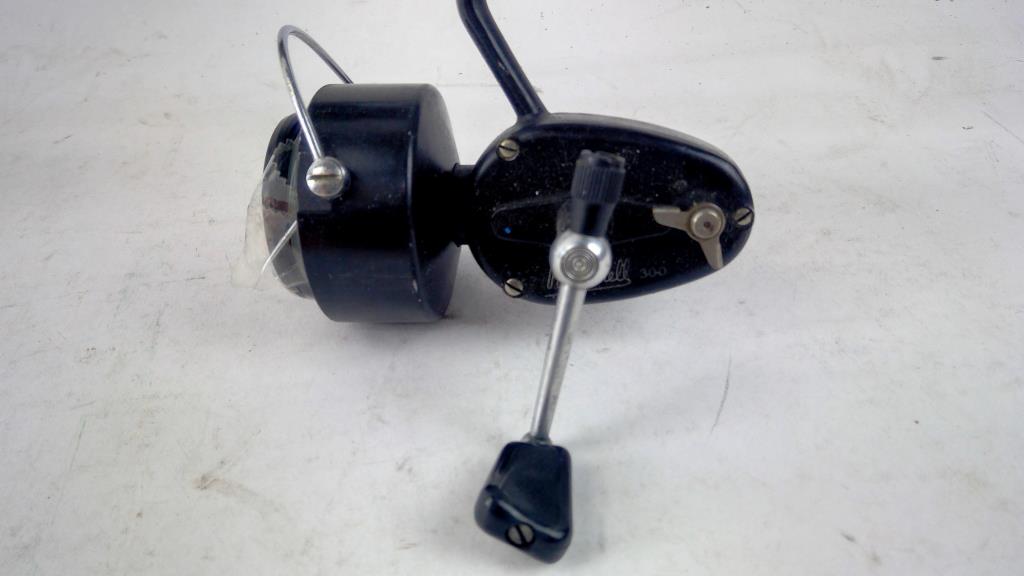 Cabela's Black Lightning Fishing Pole Property Room