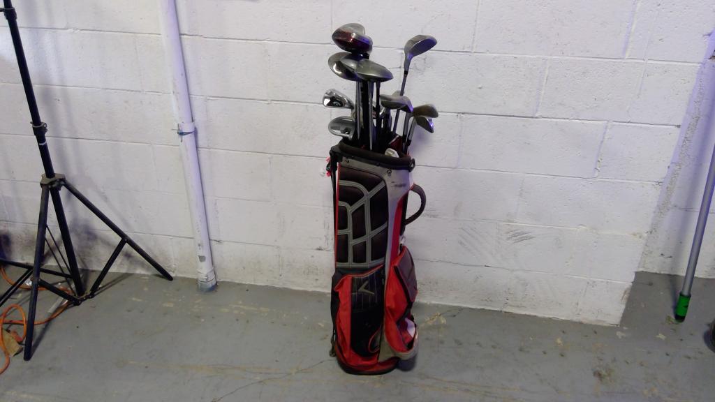Callaway Bag  With Clubs, 10+ Pieces