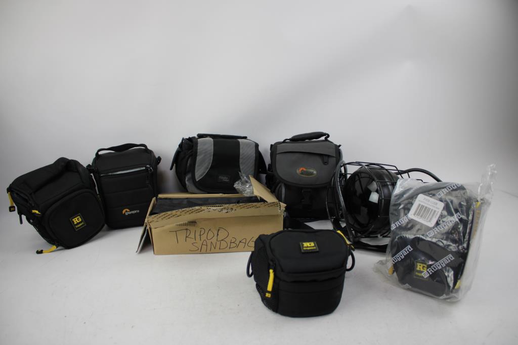 Camera Bags Bulk Lot With Tripod Sandbags And Black Light Lamp, 11 Pieces