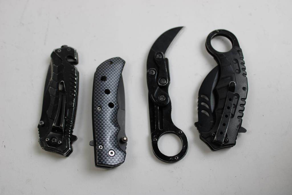 Camillus, Smith & Wesson Folding Knives, 14 Pieces