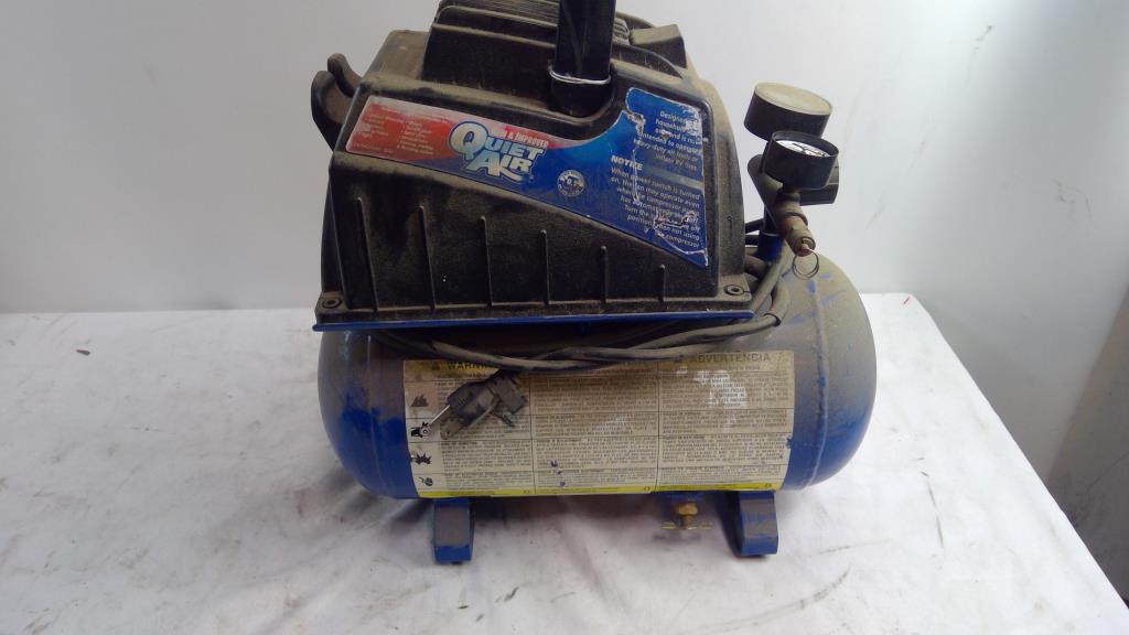 Campbell Hausfeld Air Compressor, DK706100AV Property Room