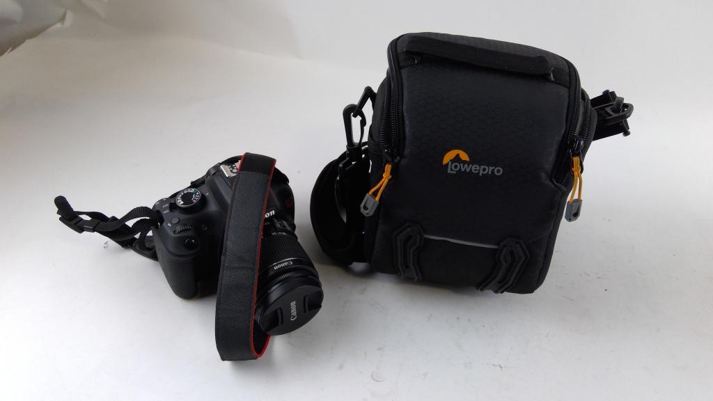 Canon EOS Rebel T5 SLR Camera