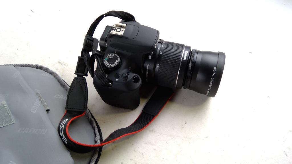 black Canon EOS Rebel T5 SLR Camera for online auction in NY