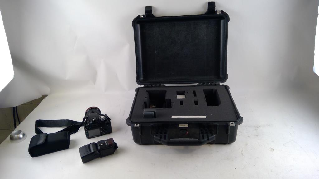 Canon EOS Rebel XTi SLR Camera