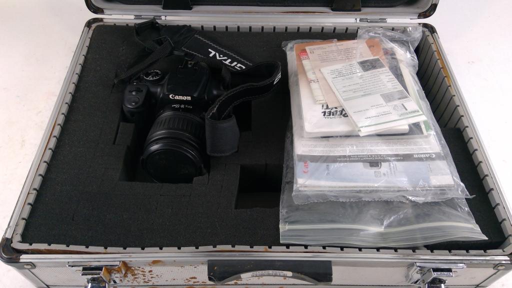 Canon EOS Rebel XTi SLR Camera