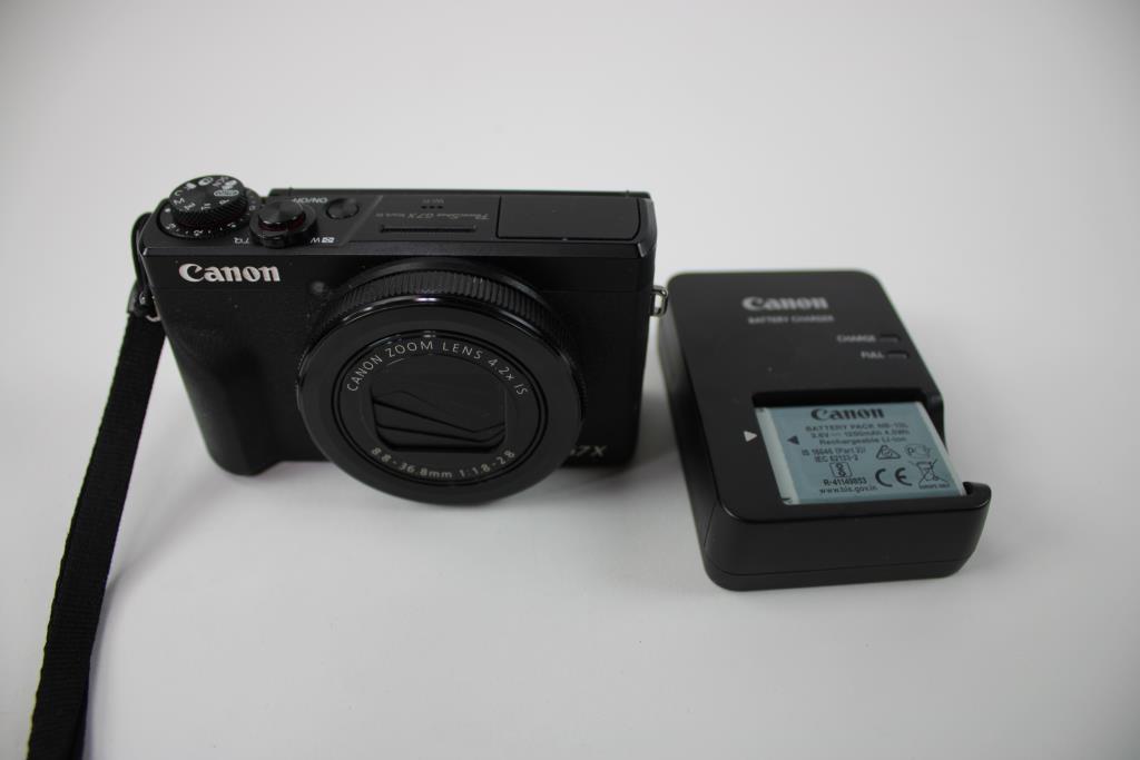 Canon PowerShot G7 X Mark III Digital Camera With Battery & Charger