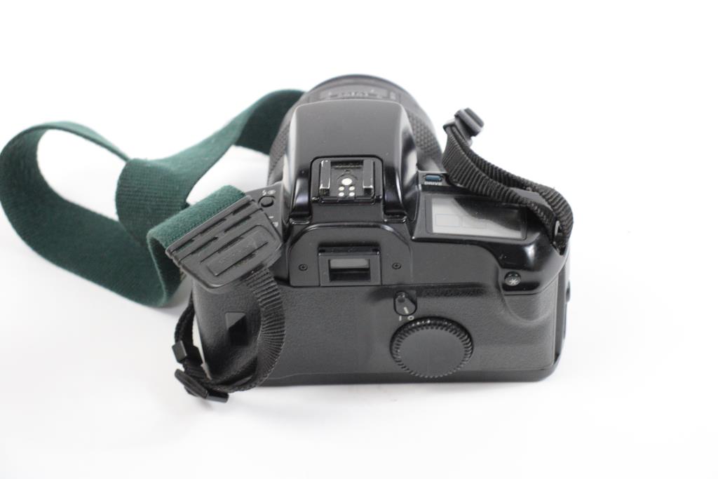 Canon SLR Camera, Chargers, Bluetooth Speaker And More 13+ Pieces