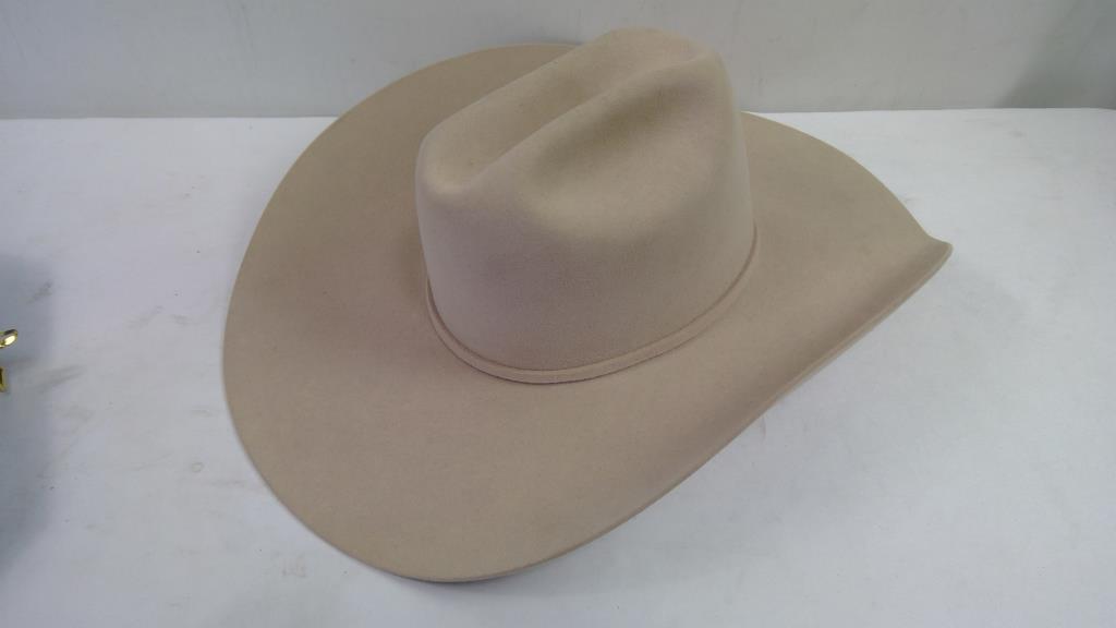 Cavenders Ranch Collection Hat And Hat Can
