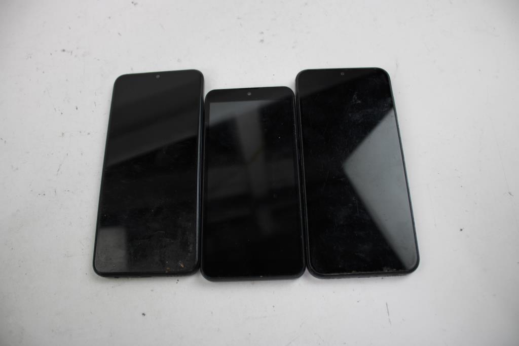 Celero, Foxx, & Samsung Cell Phone Lot, 3 Pieces, Sold For Parts