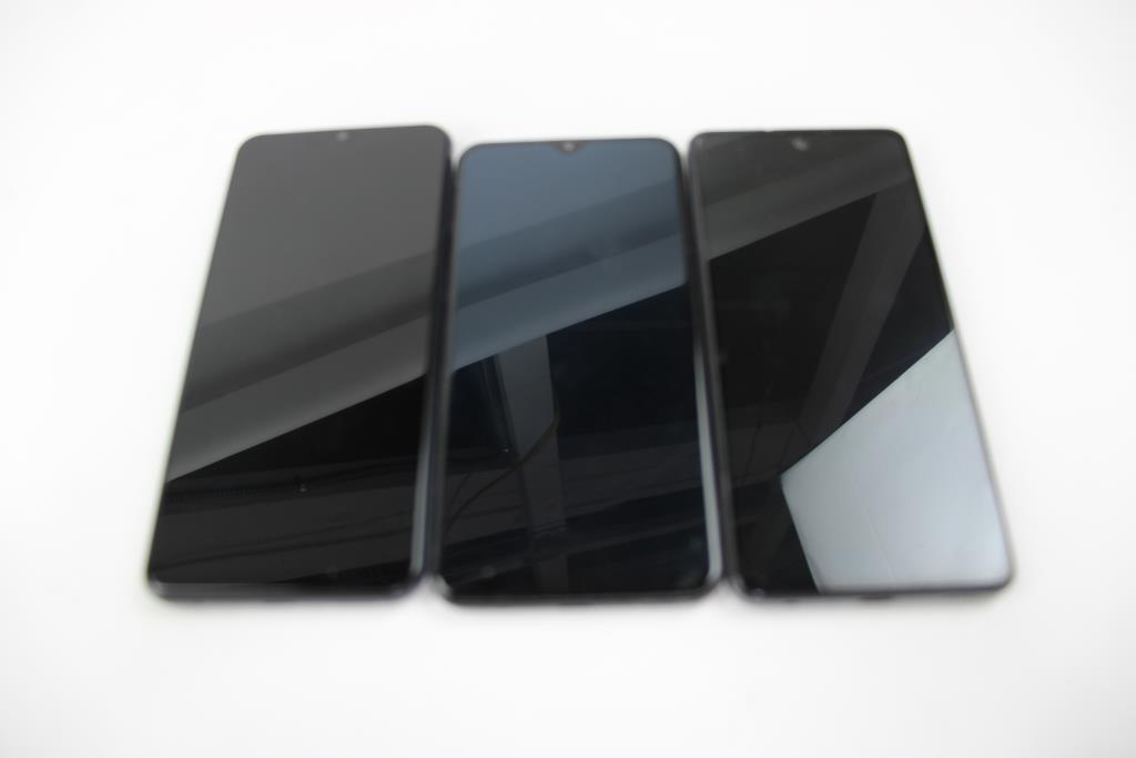 Cell Phone Lot, 3 Pieces, Sold For Parts