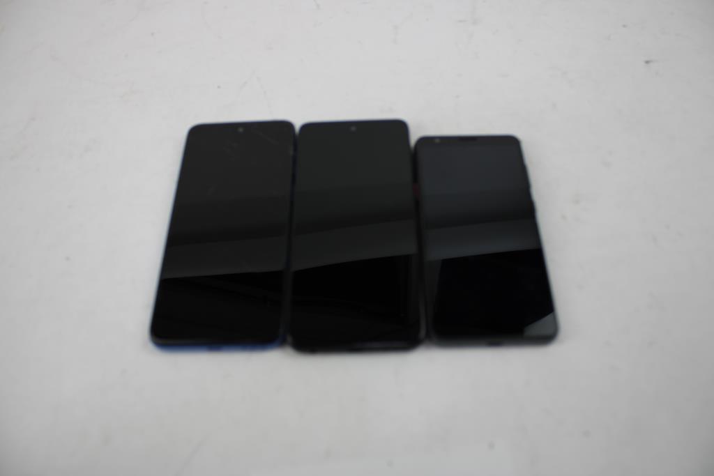 Cell Phone Lot, 3 Pieces, Sold For Parts