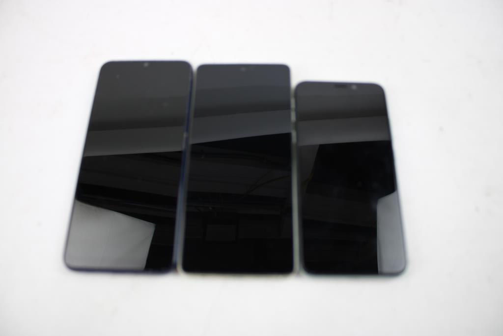 Cell Phone Lot, 3 Pieces, Sold For Parts