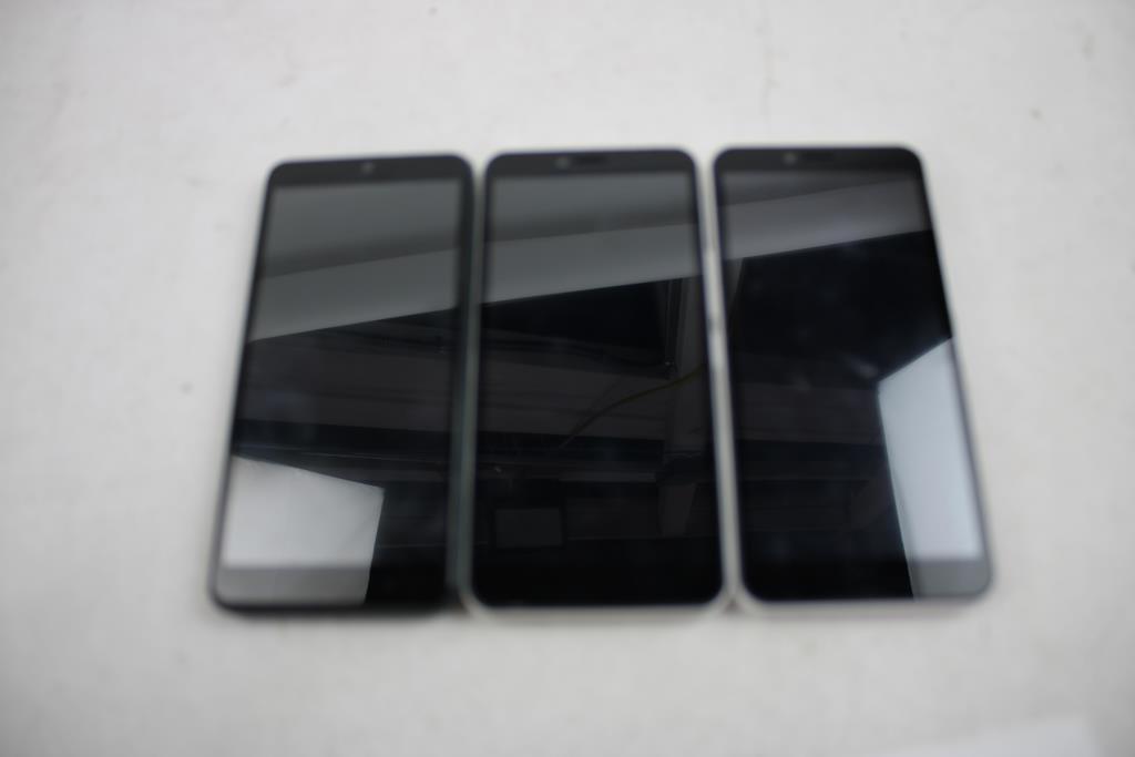 Cell Phone Lot, 3 Pieces, Sold For Parts