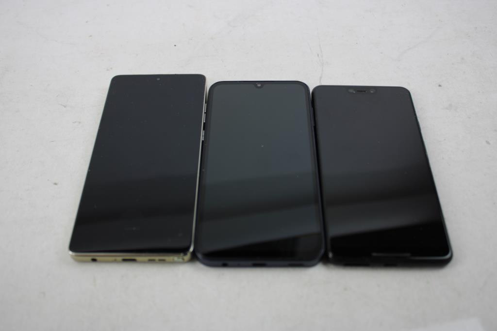 Cell Phone Lot, 3 Pieces, Sold For Parts