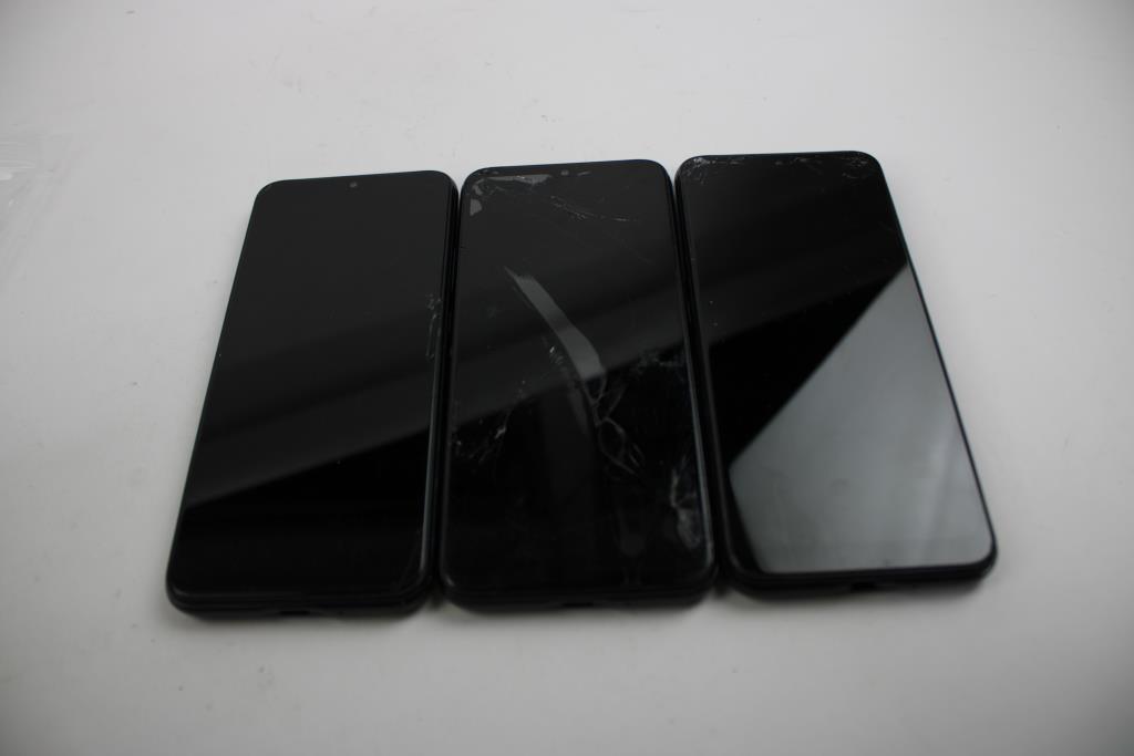 Cell Phone Lot, 3 Pieces, Sold For Parts