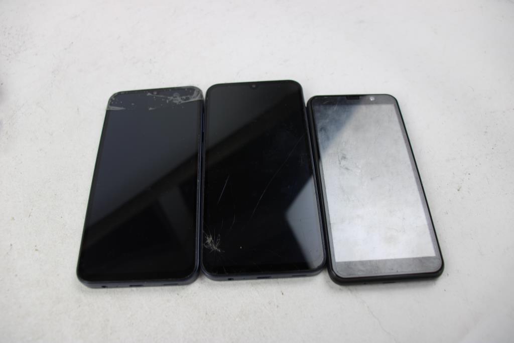 Cell Phone Lot, 3 Pieces, Sold For Parts