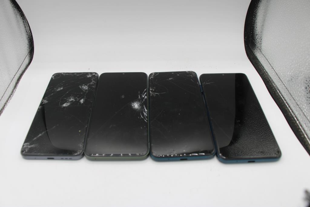Cell Phone Lot, 4 Pieces, Sold For Parts
