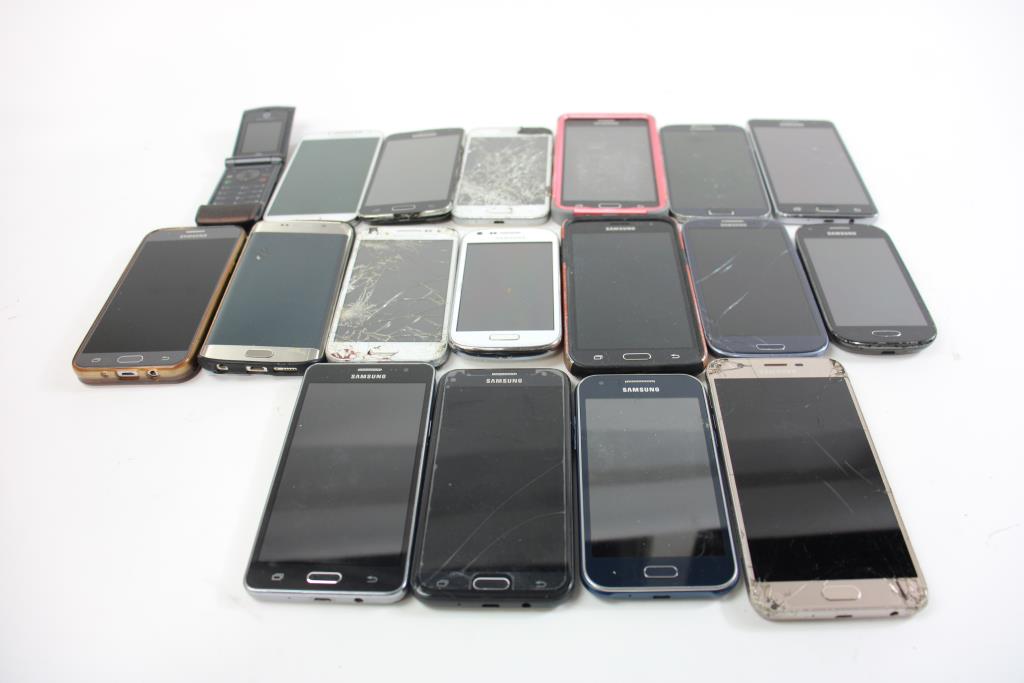 Cell Phone Lot, 7+pieces Pieces, Sold For Parts Property Room