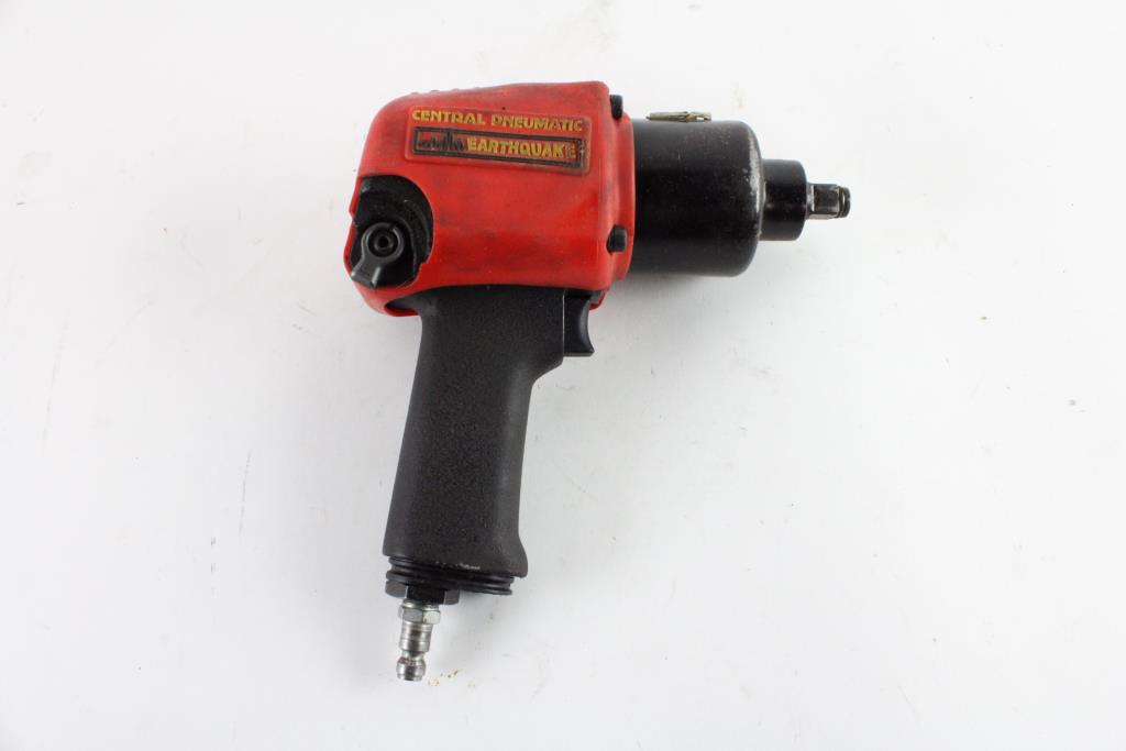 Cental Pneumatic Earthquake Air Impact Wrench Property Room