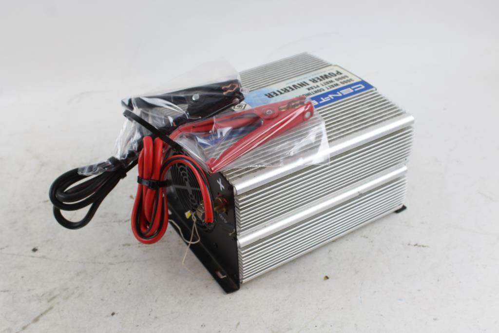 CenTech 3000W Continous Power Inverter Property Room