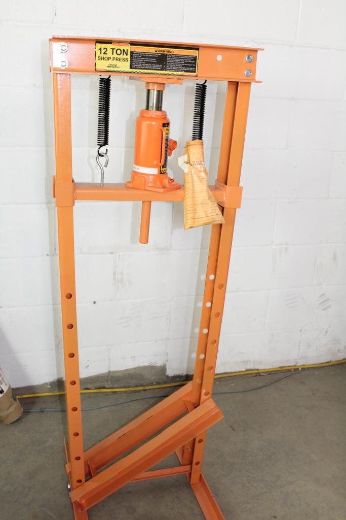 Central Hydraulics 33497 12 Ton Shop Press Property Room