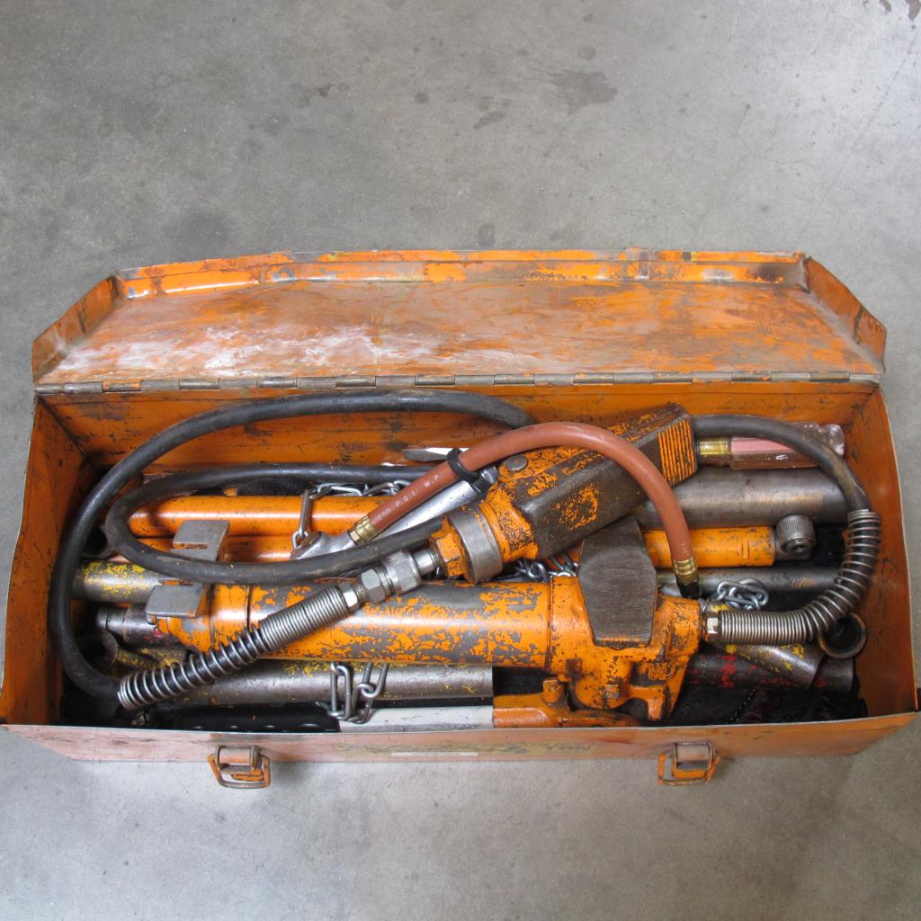 Central Hydraulics Portable Power 4ton Hydraulic Equipment Property Room