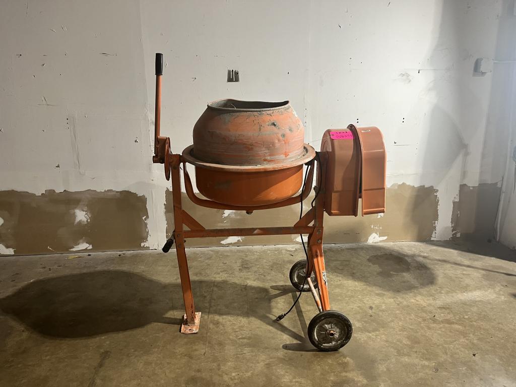 Central Machinery Cement Mixer