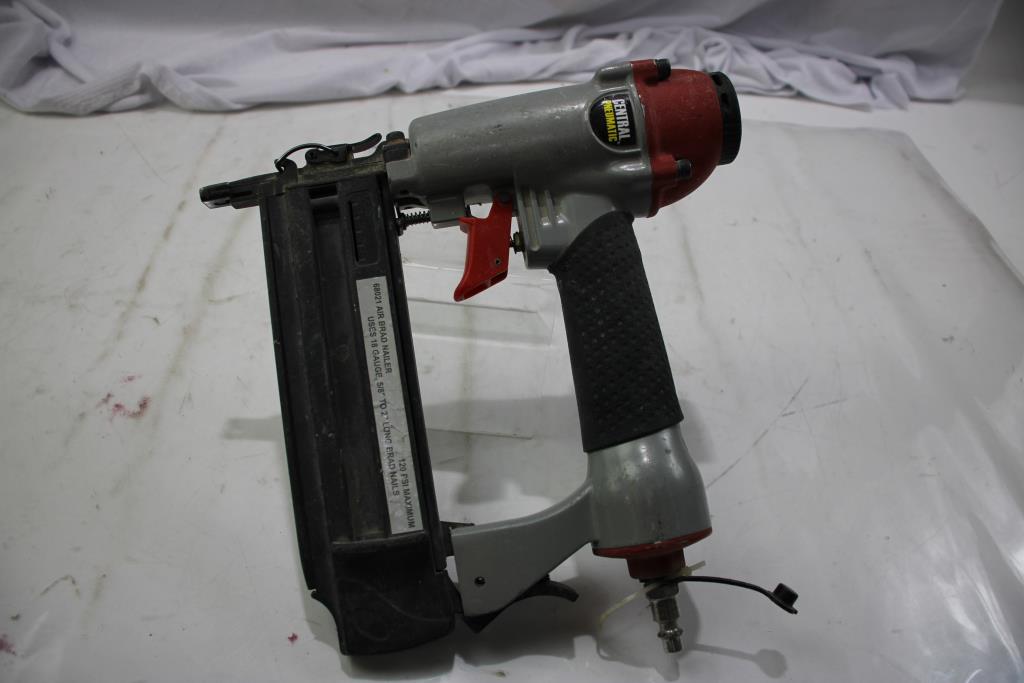 Central Pneumatic 18 Gauge Air Brad Nailer Property Room