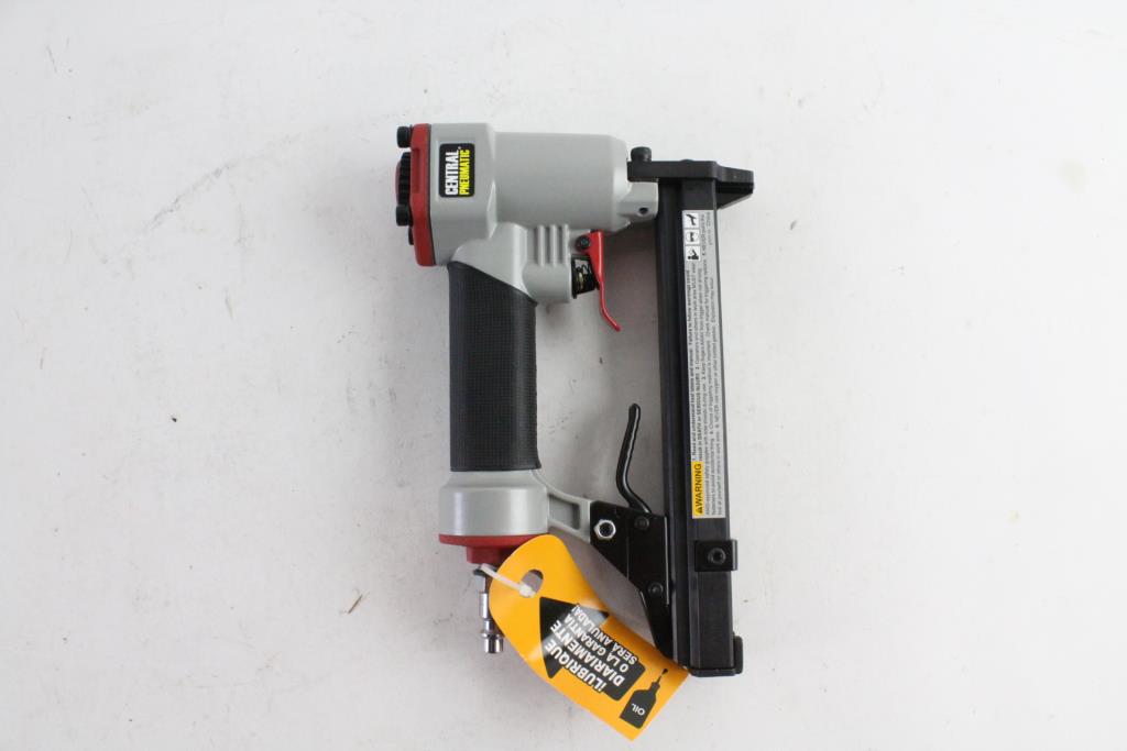 Central Pneumatic 20 Gauge Wide Crown Stapler Property Room