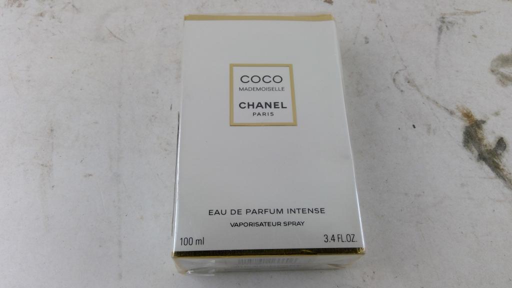 Chanel Coco Perfume