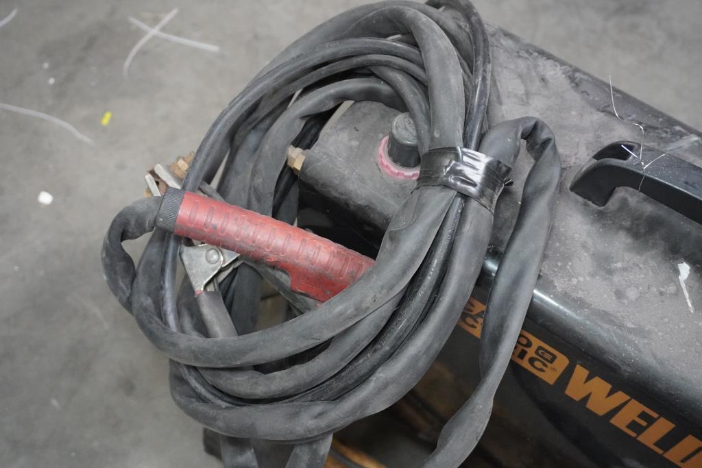 Chicago Ekectric Welding 240v Inverter Plasma Cutter Property Room