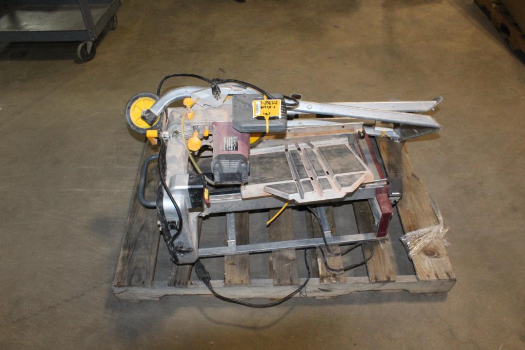 Chicago Electric 10" Tile/Brick Saw Property Room