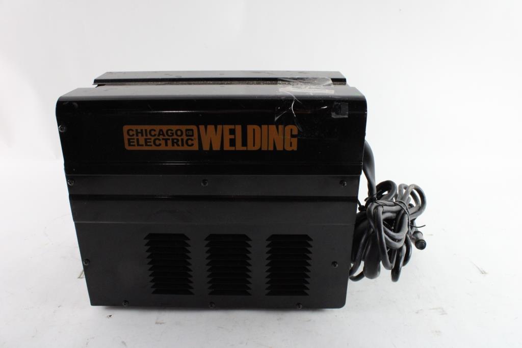 Chicago Electric 90 Amp Flux Wire Welder Property Room