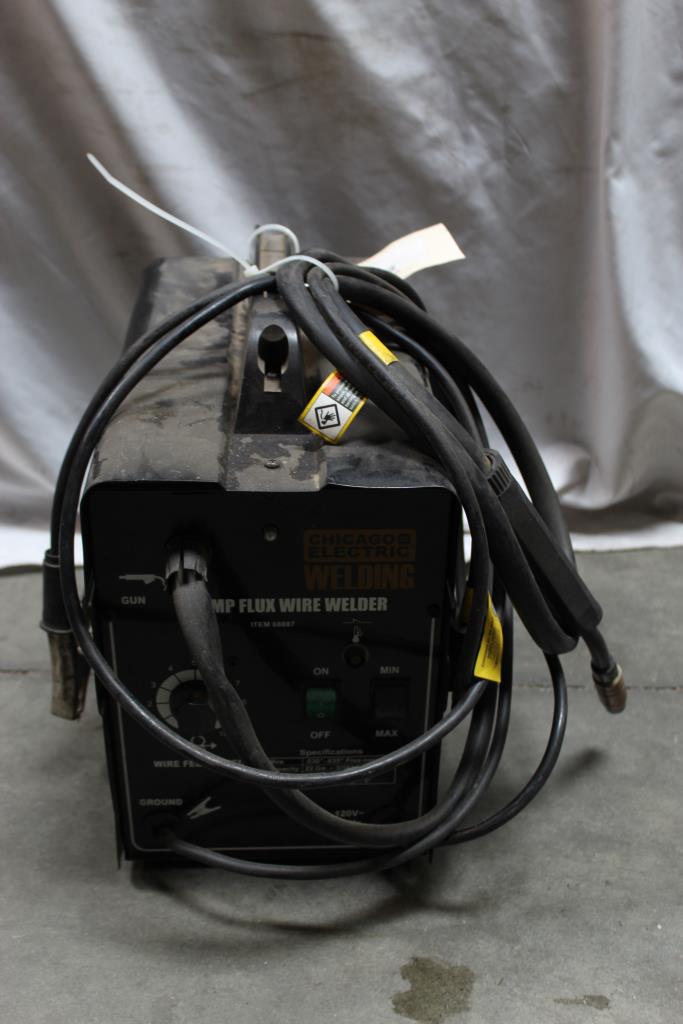 Chicago Electric Welding 90 Amp Flux Wire Welder Property Room